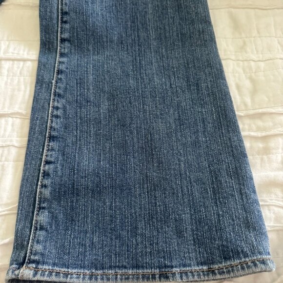 Guess Premium Low-Rise Medium Wash Boot Cut Jeans - Picture 11 of 16